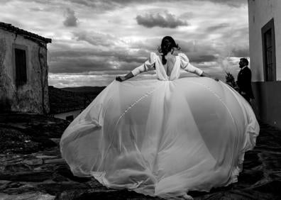 Imagen secundaria 1 - Algunos de los trabajos que le han dado el prestigioso premio. 