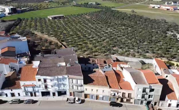 Imagen principal - El Ayuntamiento adquiere una casa situada en la Plaza Calderón de la Barca