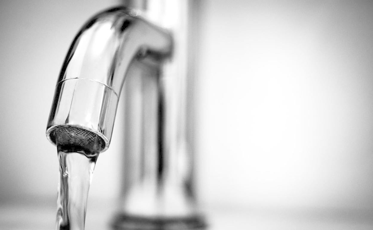 Corte de agua en varias calles de la localidad