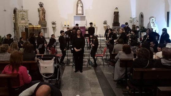 La banda de música ilipense interpretó varias marchas procesionales durante su concierto sacro