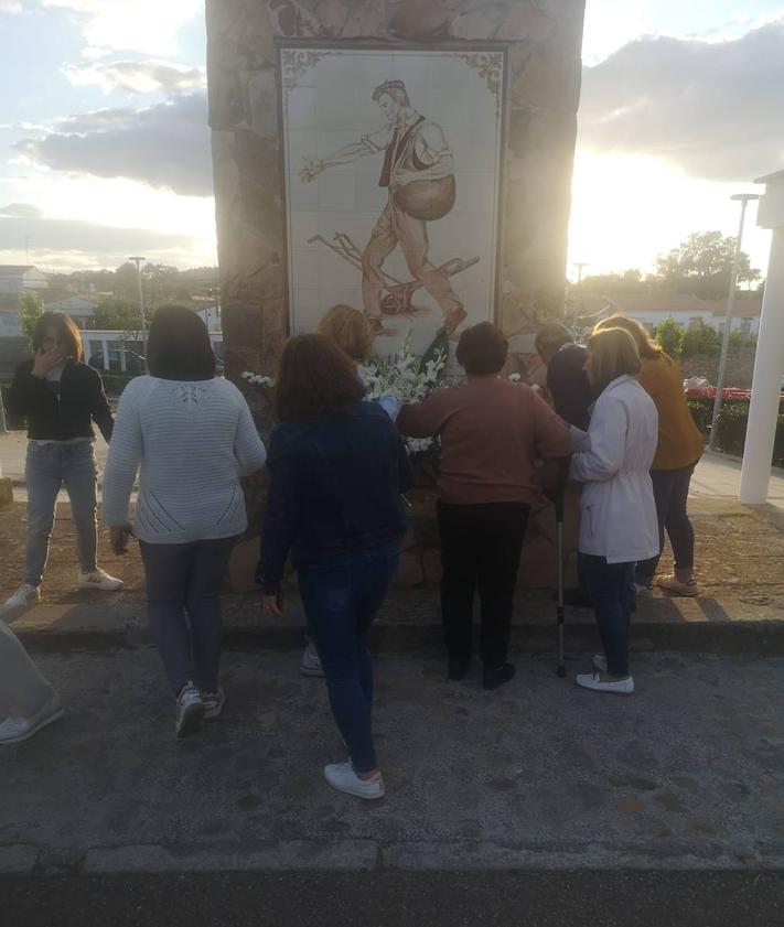 Imagen secundaria 2 - Zalamea ha disfrutado un año más de su Romería de San Isidro