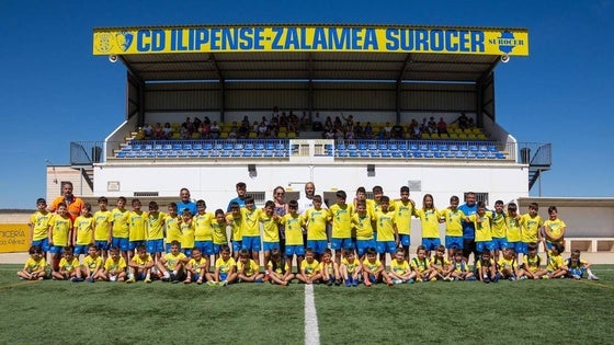 Más de 60 niños participaron en el I Campus Alejandro Fernández
