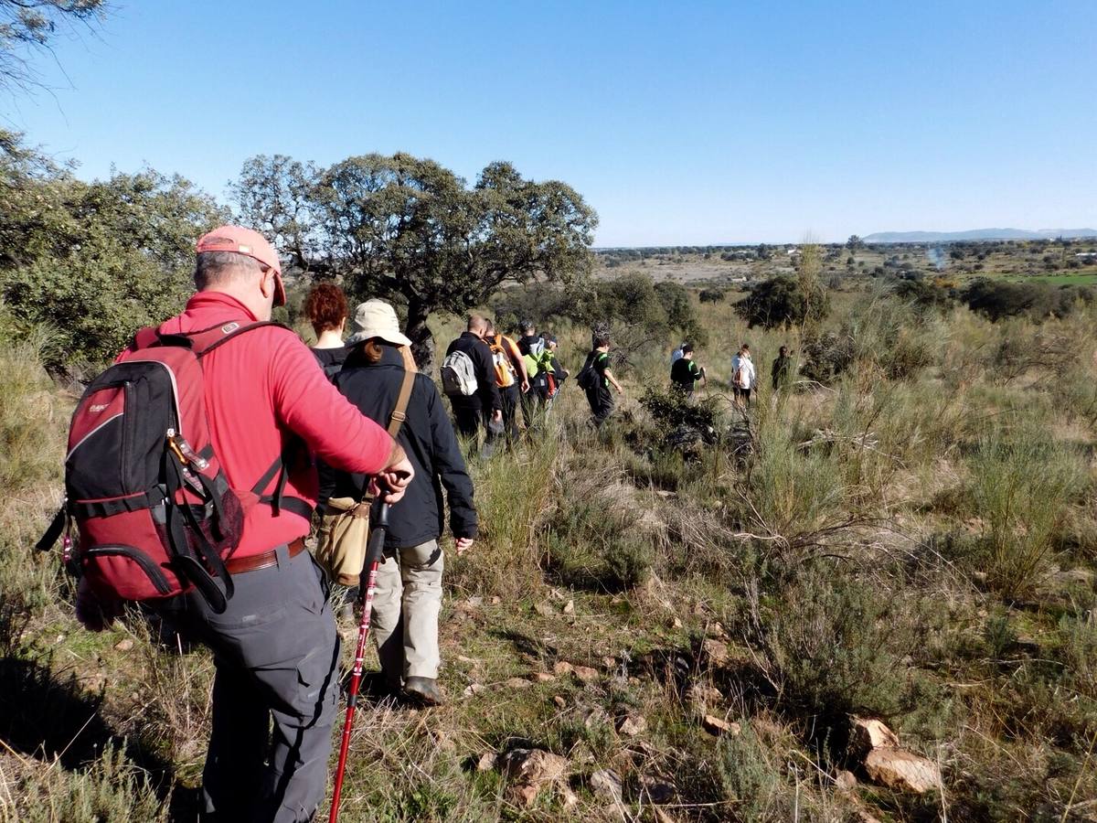 Un grupo de pacenses aficionados a la historia visitan Zalamea