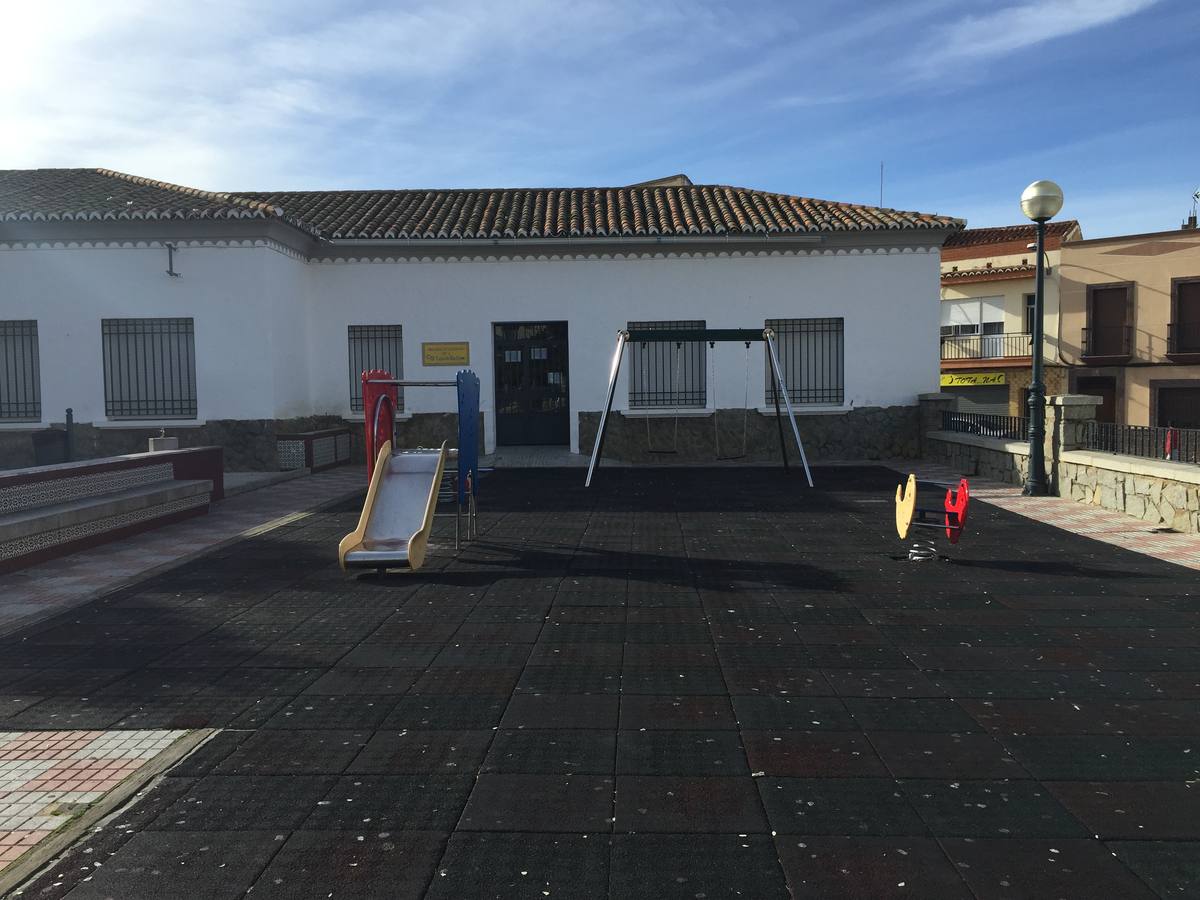 El consistorio presenta las próximas obras de reforma en la localidad
