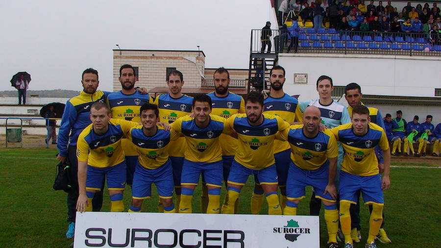 Foto de equipo previa al partido 
