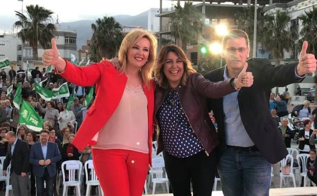 Teresa Piqueras, Susana Díaz y José Luis Sánchez. 