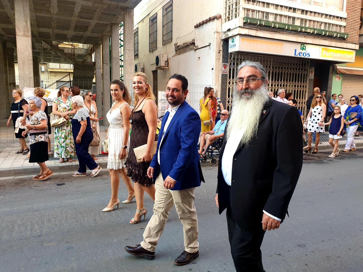 Como cada 16 de julio, la imagen desfila en procesión por las calles de Adra y pasea por la bahía