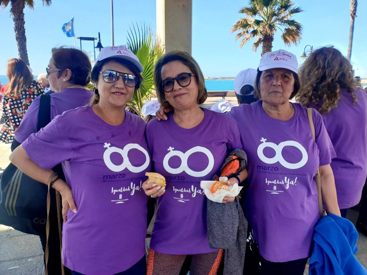 Fotos: Arrancan los actos por el Día de la Mujer en Adra