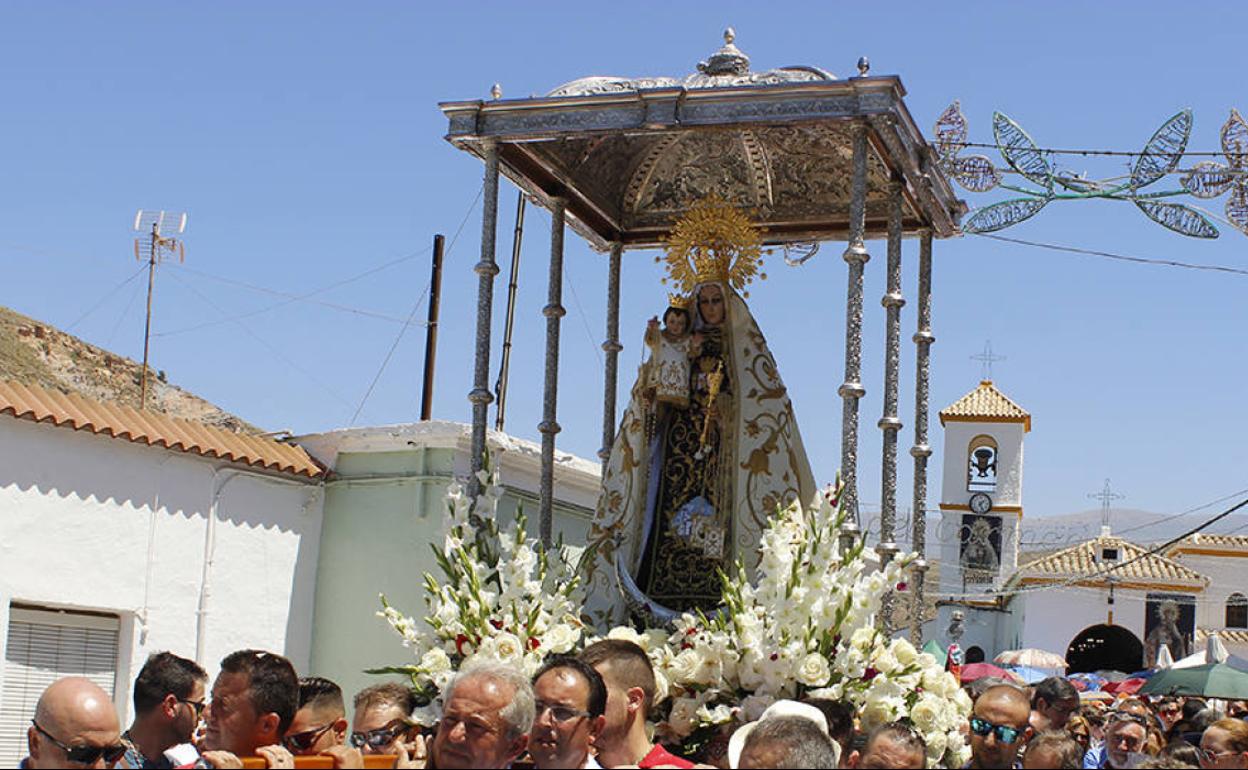 Berja autoriza la exposición de la Virgen del Carmen en Río Chico