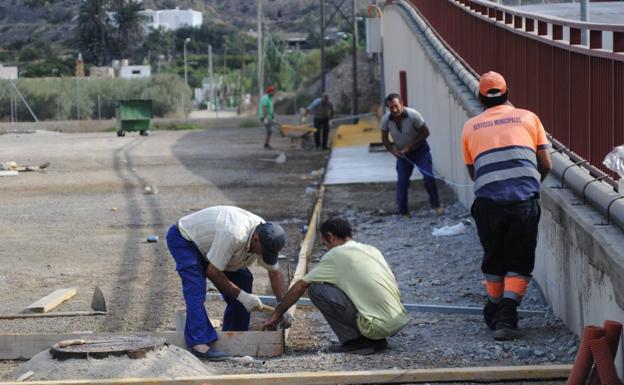 Almería capital renuncia al plan de empleo de la Junta tras la pandemia