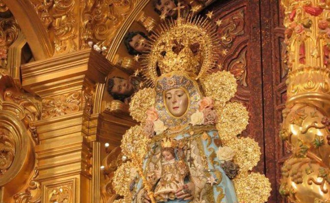 La Virgen del Rocío, presente en la parroquia de Adra