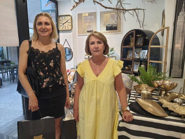 Fotos: Noche en Blanco: tarde de compras en Adra