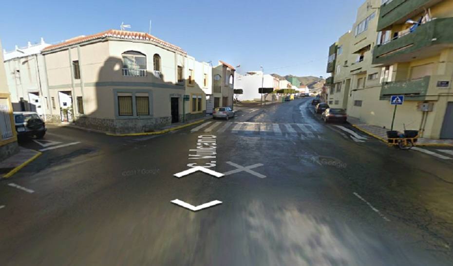 Sucesos en Almería | Muere un anciano atropellado por un camión en Adra