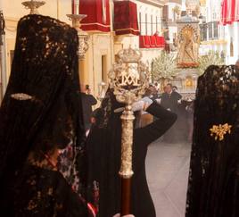 La patrona 'invita' a las mujeres de Berja a lucir mantilla en su procesión