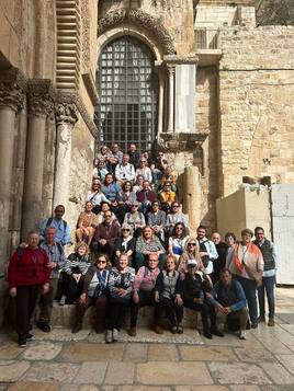 El grupo, en la Basílica del Santo Sepulcro de Jerusalén.