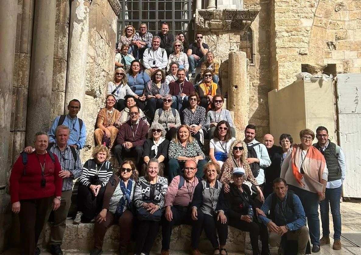 El grupo, en la Basílica del Santo Sepulcro de Jerusalén.