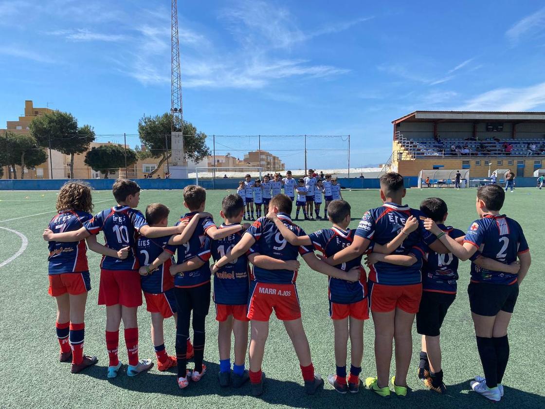 Fin de semana completo: rugby, bádminton y baloncesto en Adra