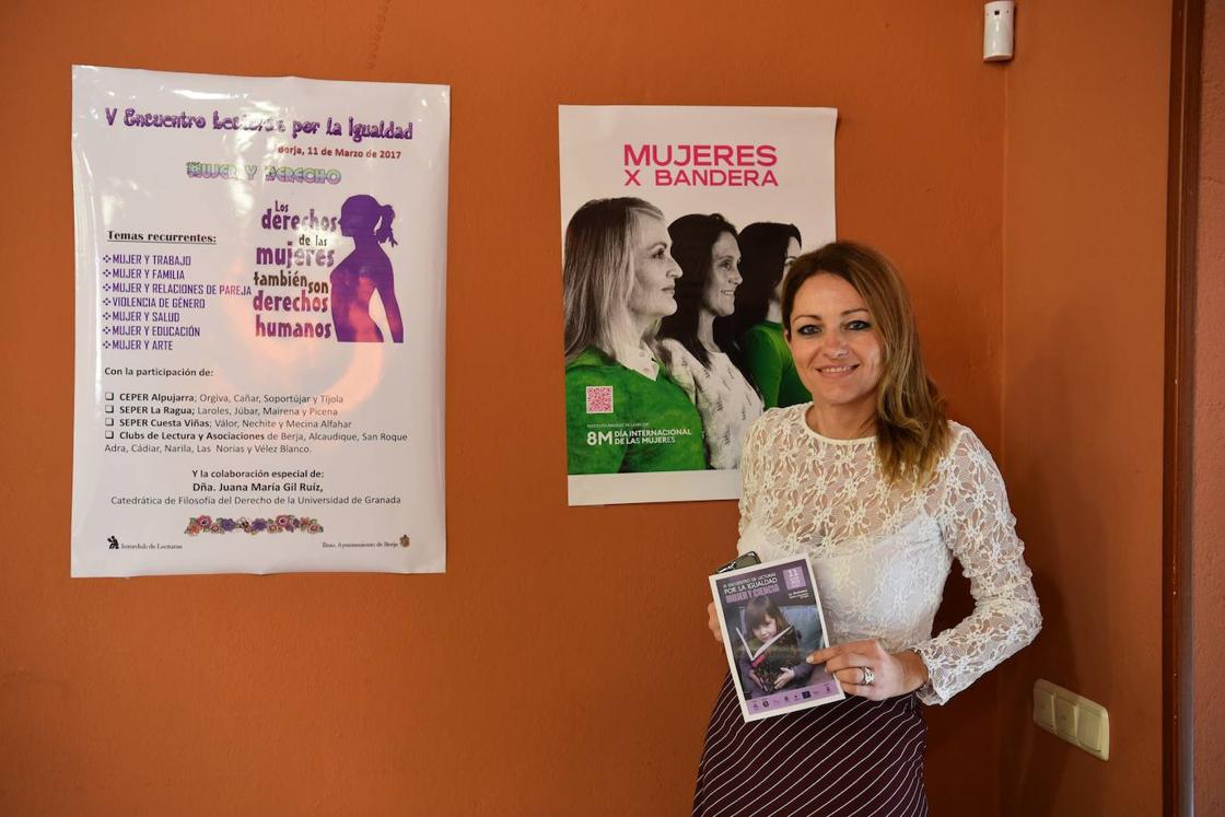 Ana María Callejón celebra en Adra sus Encuentros de Lectura por la igualdad