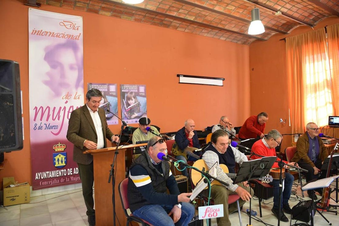 Ana María Callejón celebra en Adra sus Encuentros de Lectura por la igualdad