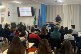 'Vaper' y 'cachimbas', en los talleres educativos para prevenir adicciones