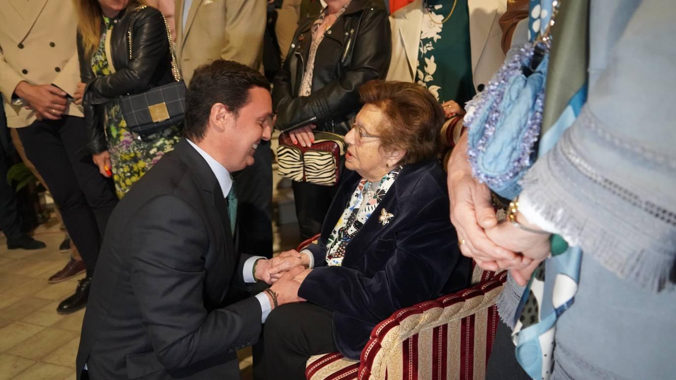 Berja recopila recuerdos del antiguo paritorio del doctor Caba