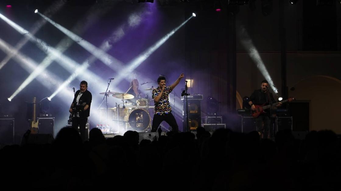 Berja enamora 'vestida de blanco'