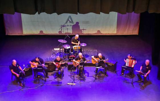 Felices 60, sobre las tablas del Centro Cultural