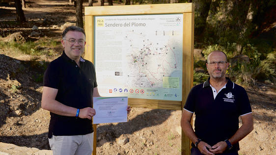 Berja homologa su senda más extensa en Sierra de Gádor