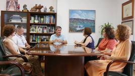 El Ayuntamiento y la ACECCA se dan la mano para dar vida al pequeño comercio