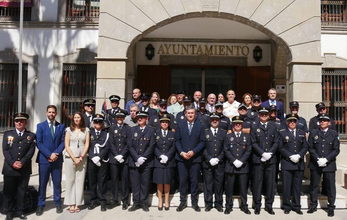 Cortés anuncia nuevas plazas de Policía Local en el día de los Ángeles Custodios