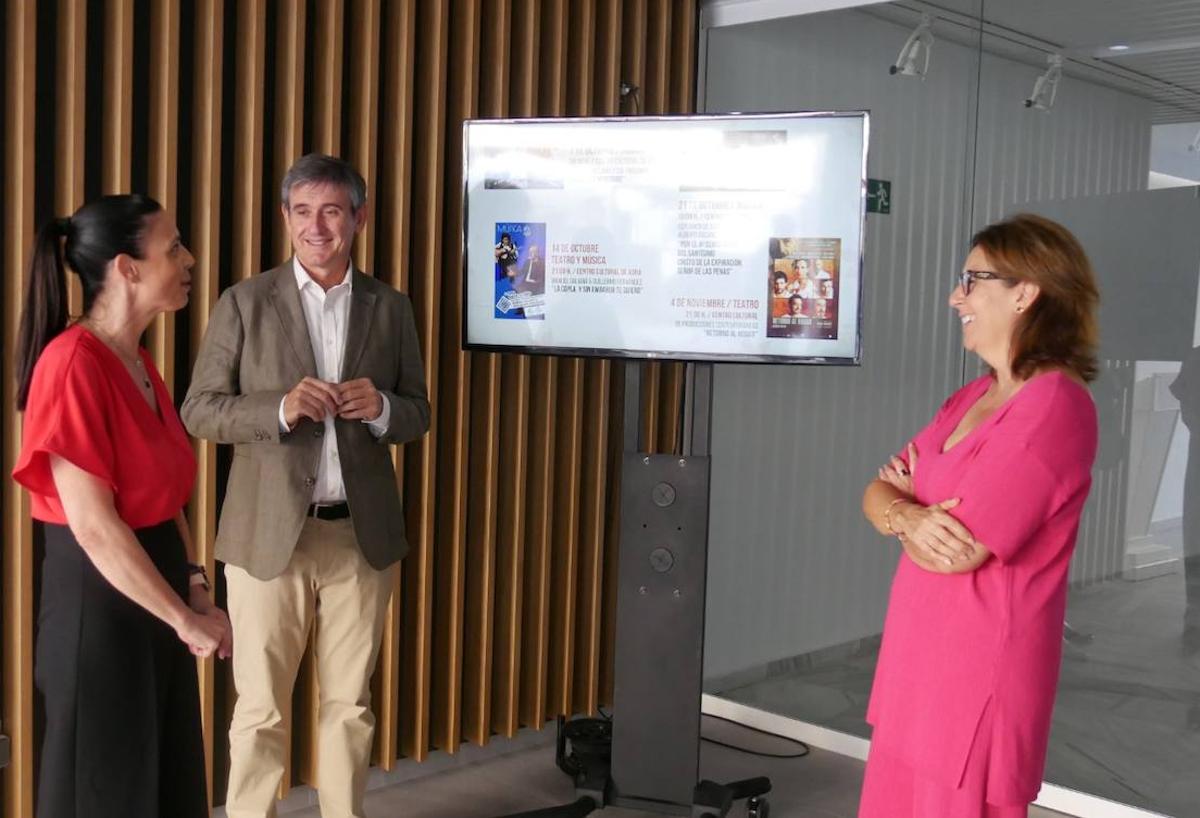 Comandante Lara regresa a Adra para inaugurar la programación de ocio