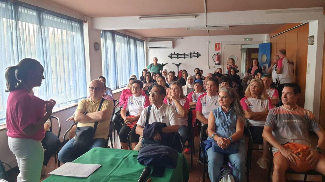 El 'bote dragón' que regenera cuerpo y mente en Adra