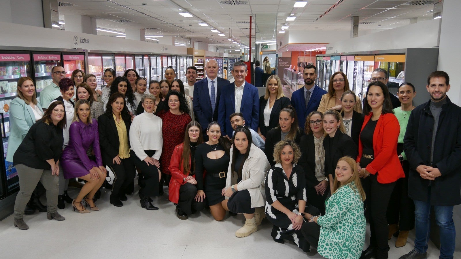 Consum inaugura supermercado en el local del antiguo Mercadona de Adra