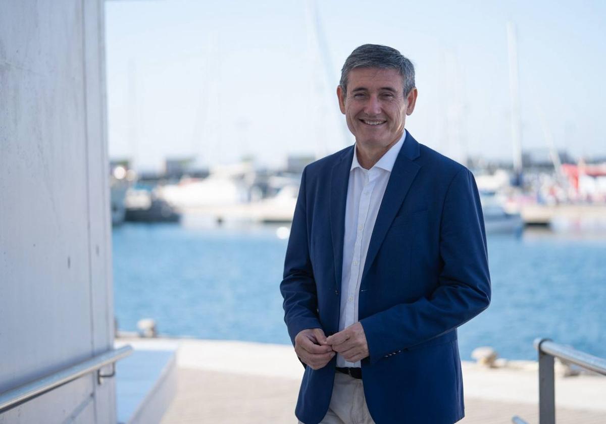 Cortés confía en que se licite «a la mayor prontitud» el futuro bulevar de La Curva