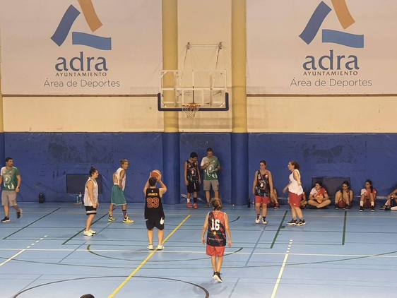 El CD Baloncesto Adra celebra un Torneo Solidario de Navidad