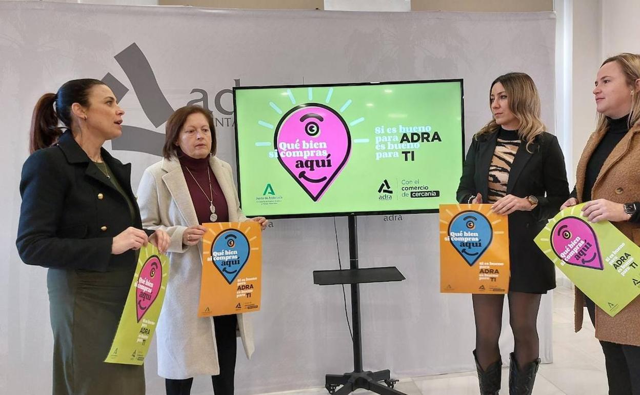 'Si es bueno para Adra, es bueno para ti', la nueva campaña del comercio local