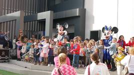Los niños despidieron el año en la plaza Alfonso Arcas.