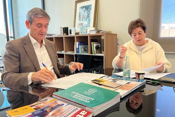 Perros peligrosos y colonias felinas, bajo control en Adra