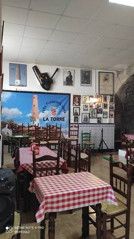 Luis de Lebrija, en la peña flamenca Adra La Torre
