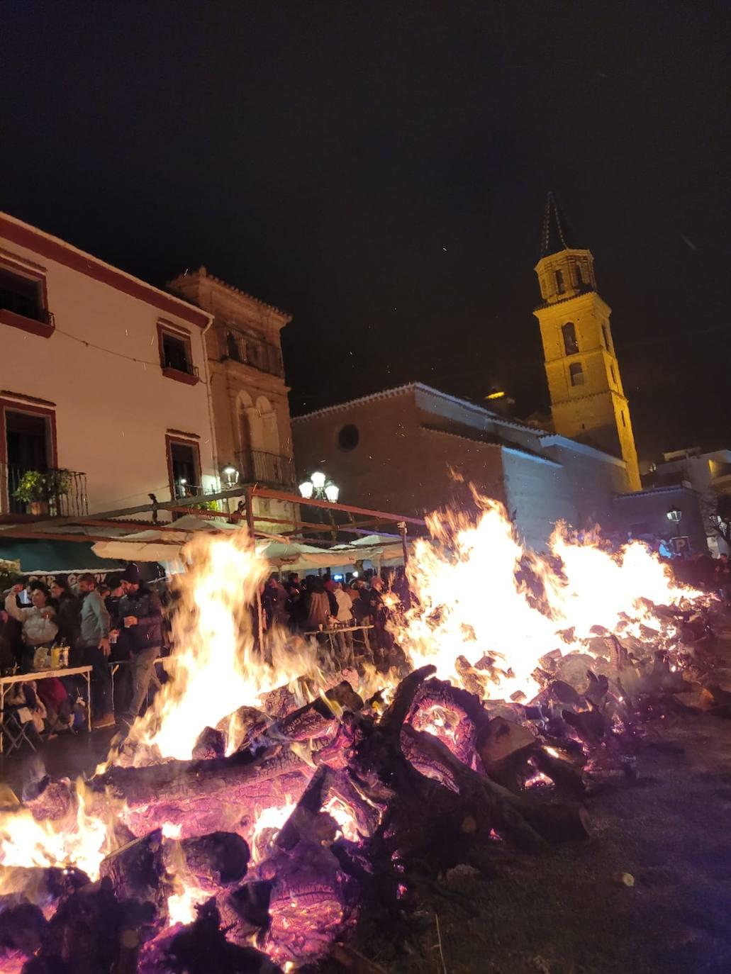 Fondón &#039;arde&#039; con su chisco