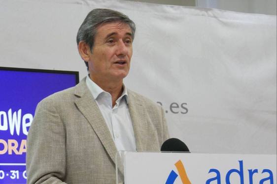 Cortés anuncia plazas de empleo público en Limpieza y Policía Local