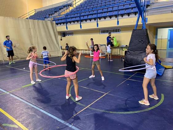 El CD Baloncesto oferta una escuela para conciliar durante el puente