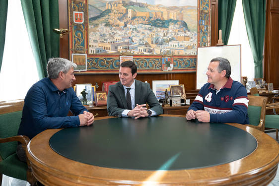 Diputación anuncia nuevos parques infantiles