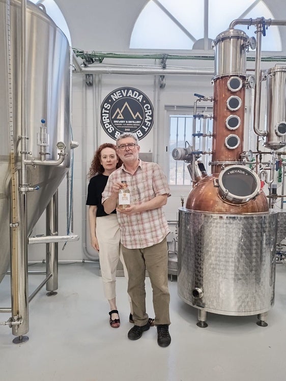 Un ginebra elaborada en Fondón recibe un premio internacional