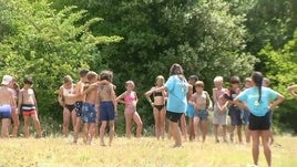 Siempre Valientes prepara su primer campamento de verano en Adra