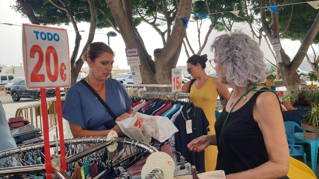 El Parque del Puerto, un centro comercial abierto con tintes marineros