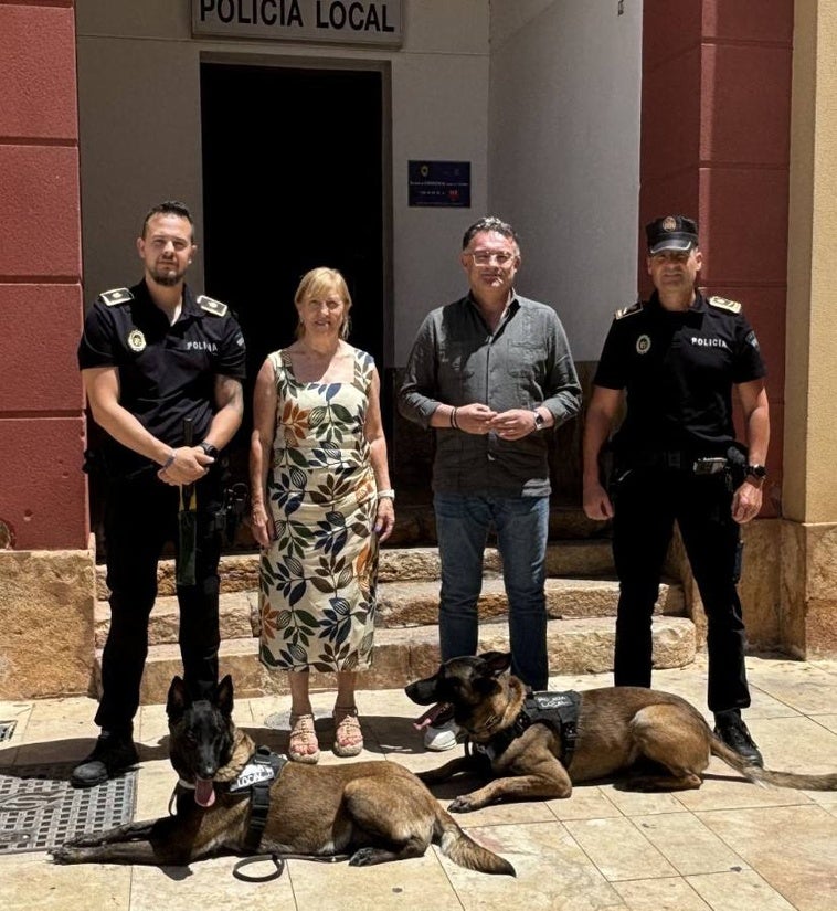 Kai y Kora, nuevos 'agentes' de Policía Local en Berja
