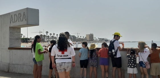 Cruz Roja organiza una escuela de verano para familias vulnerables