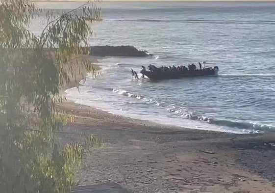El subdelegado de Almería incide en la ausencia de pateras en la costa de Adra este verano tras la operación 'Ovidio'