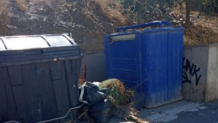 Nace la plataforma 'Ciudadanos por Adra' a raíz de una queja vecinal por la piscina